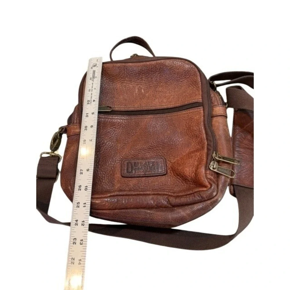 Duluth Trading Co Brown Pebbled Leather Crossbody Messenger Bag Tablet Sleeve